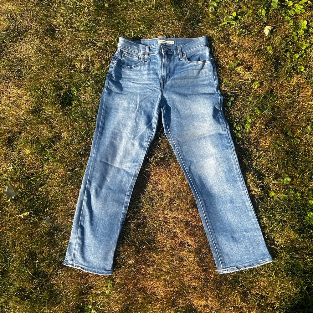Levi's Women's 724 High Rise Straight Crop Jeans